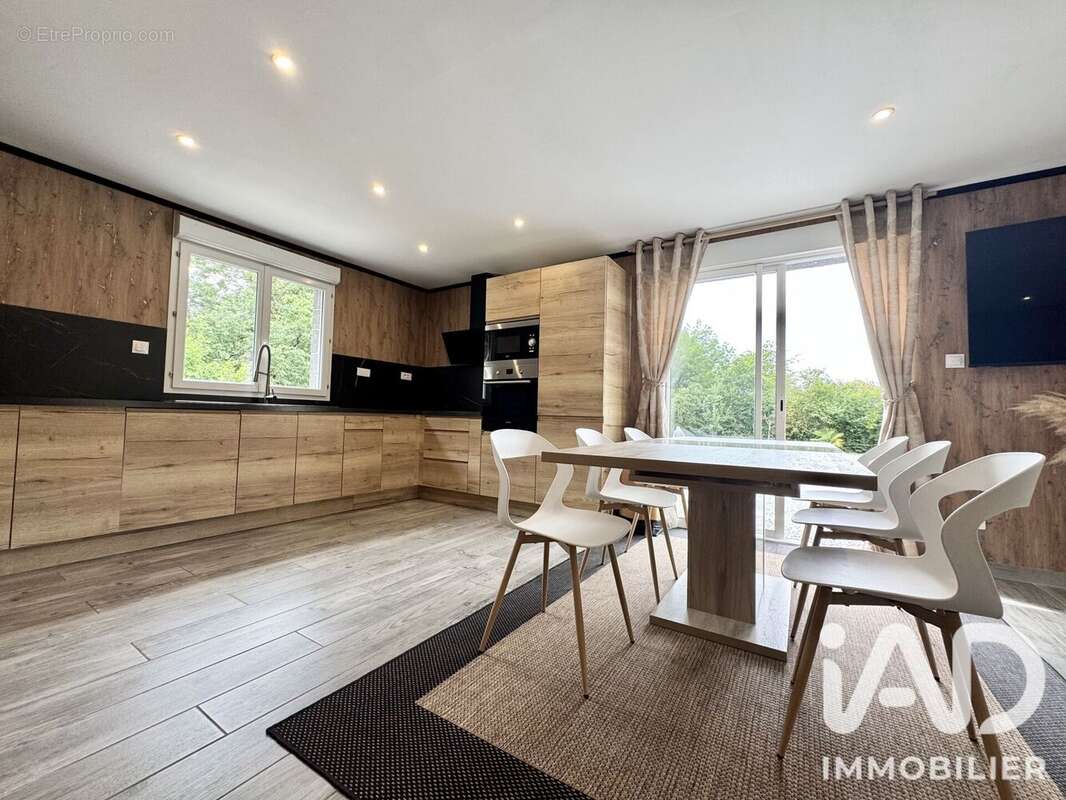 Maison 68 m² à Rimogne  - photo 2