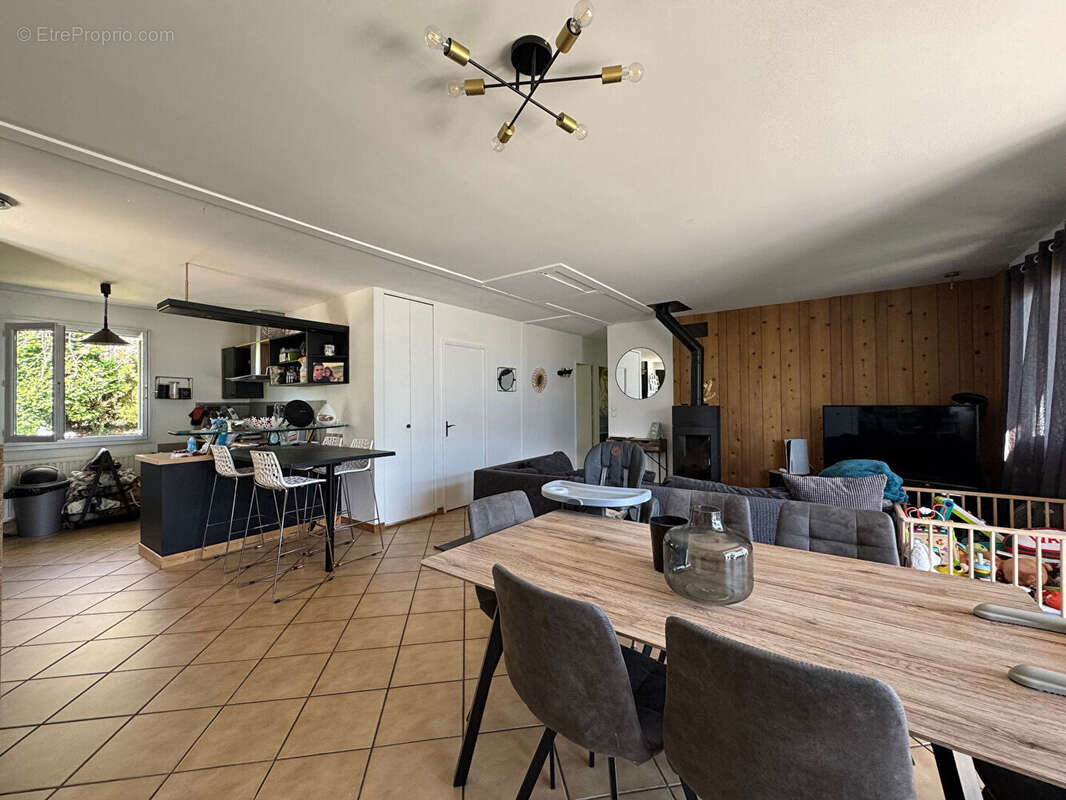 Maison à ALBERTVILLE