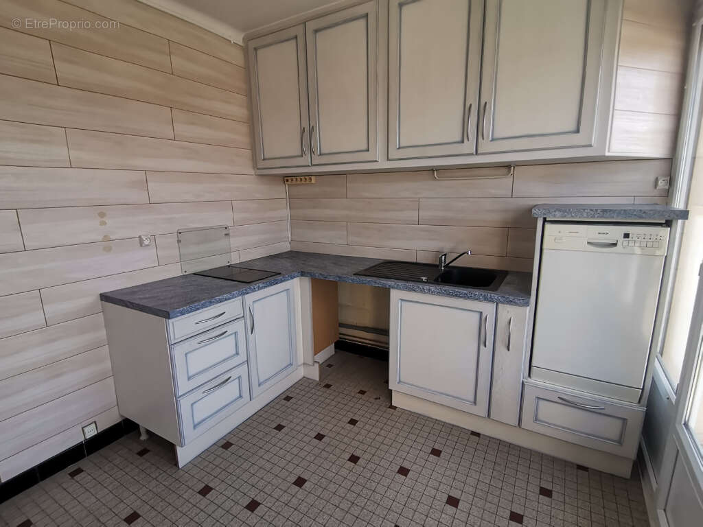 Appartement à SAINT-ETIENNE