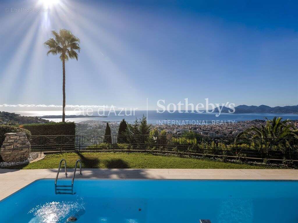Maison à CANNES