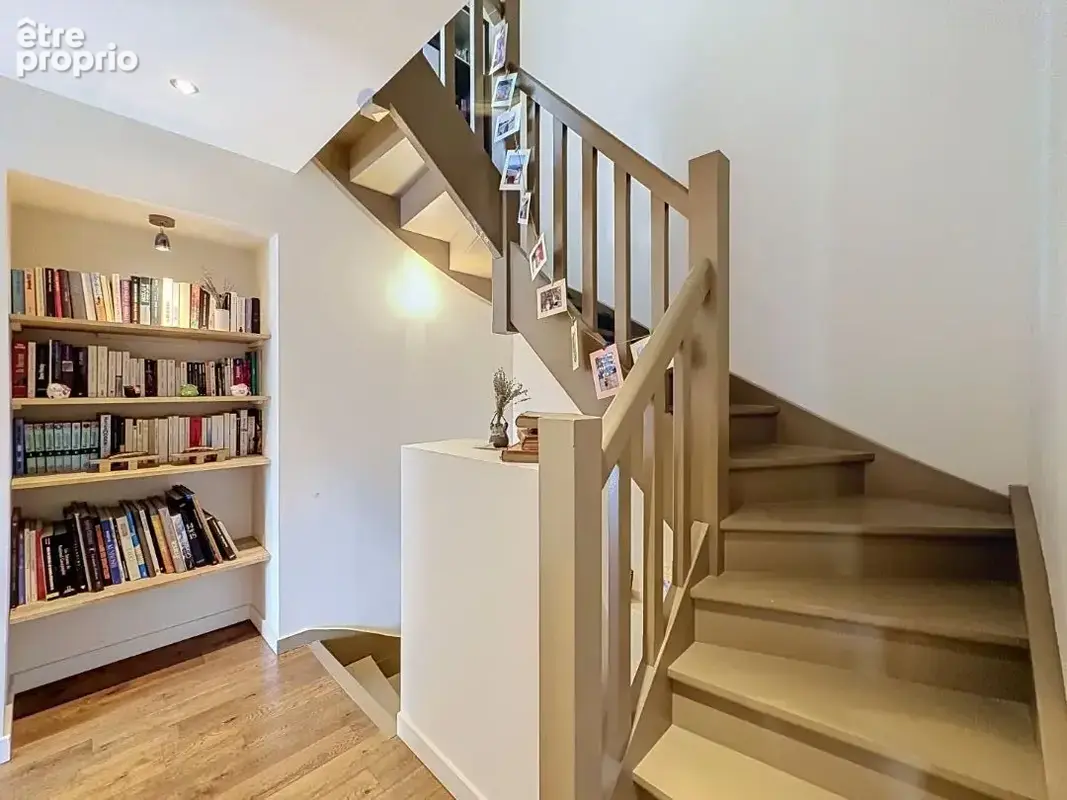 A VENDRE Maison Caluire Et Cuire BOUTARY 205 m² utiles 165 carrez - photo 15
