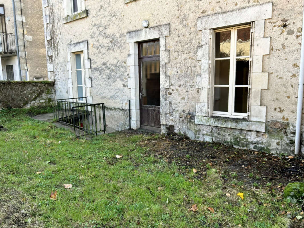 Appartement à LIGNAC