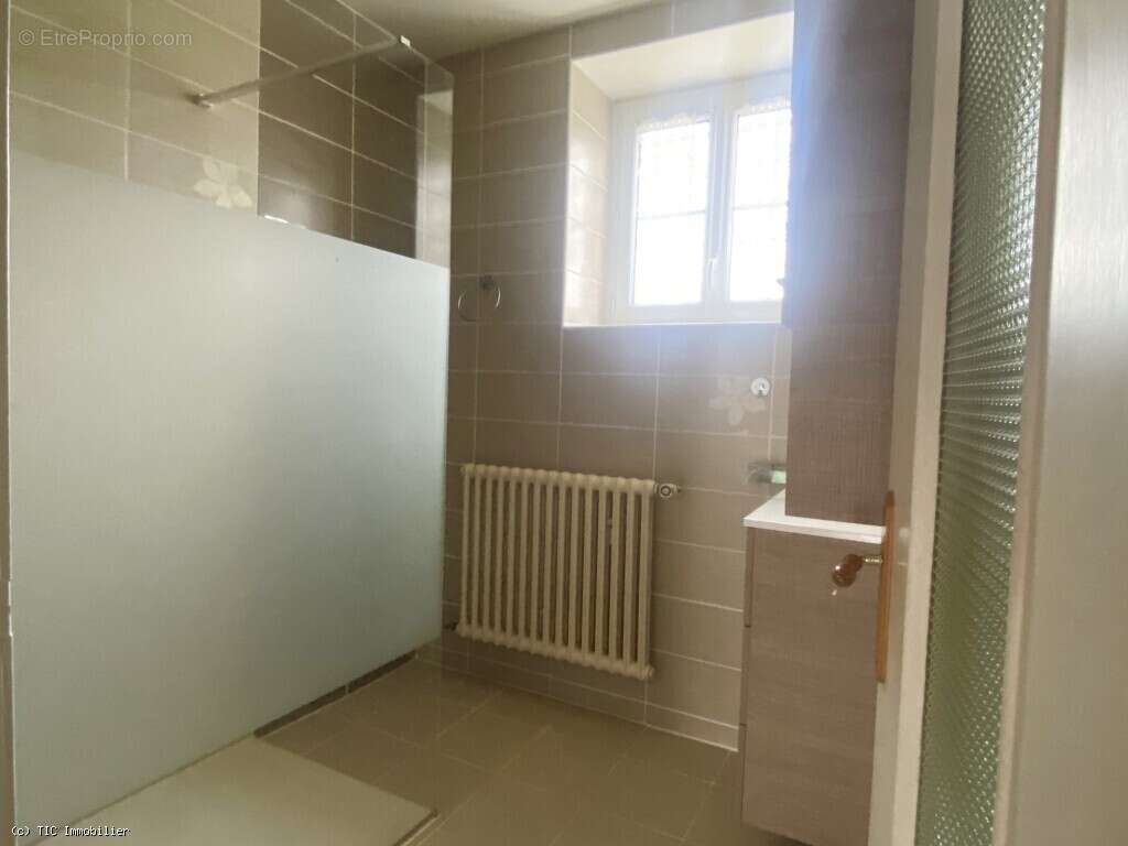 Maison à VILLEFAGNAN