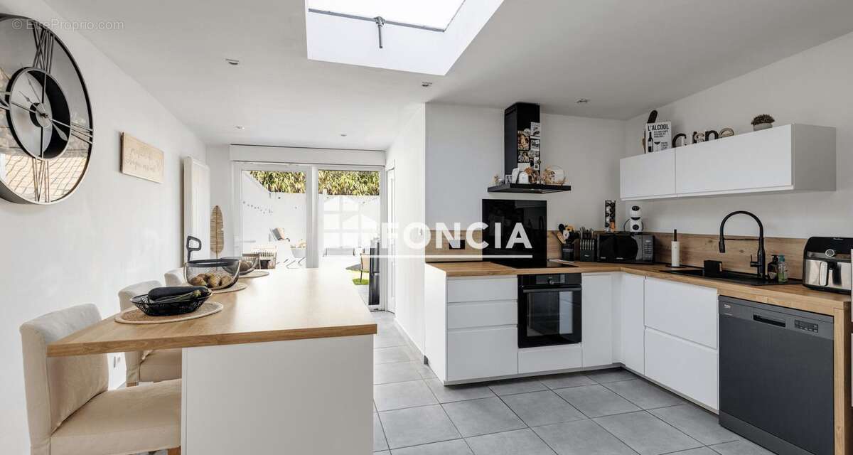 Maison 5 pièces 97 m² - photo 4