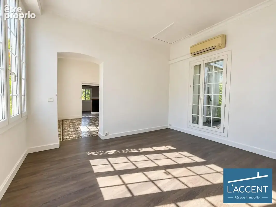 Maison 5 pièces 85 m² à vendre à Nimes (30000) - photo 2