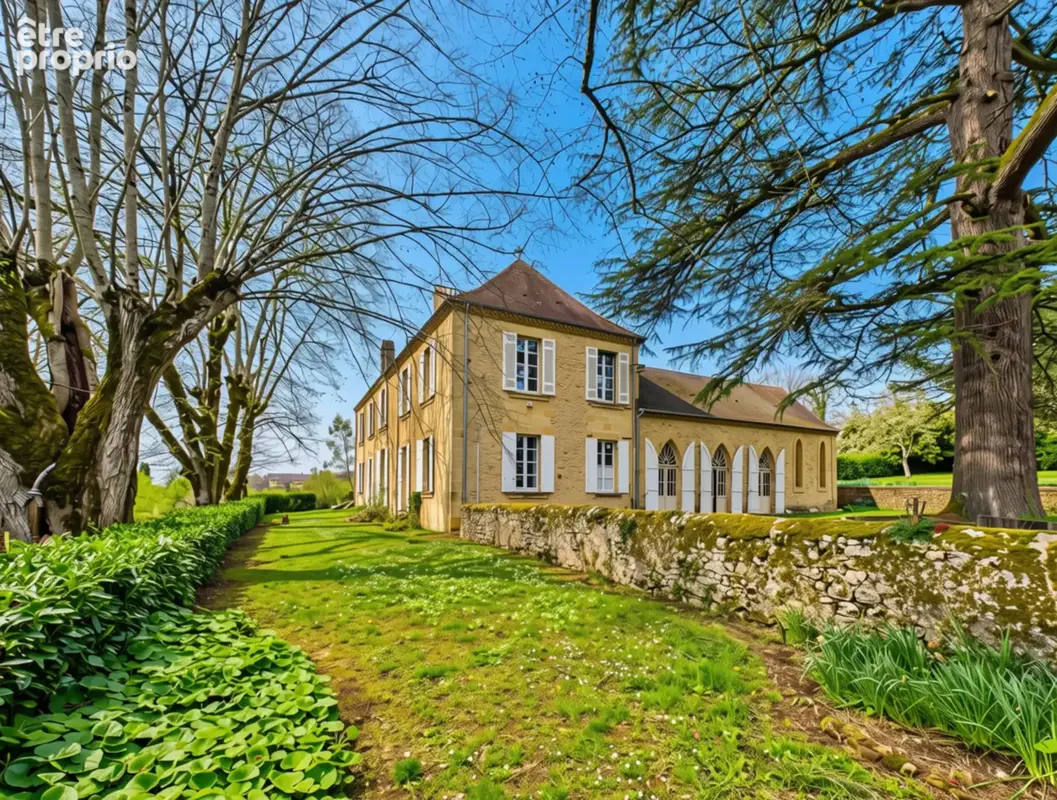 Demeure historique d’envergure – ancien couvent avec chapelle, maison d’amis et dépendances - photo 22
