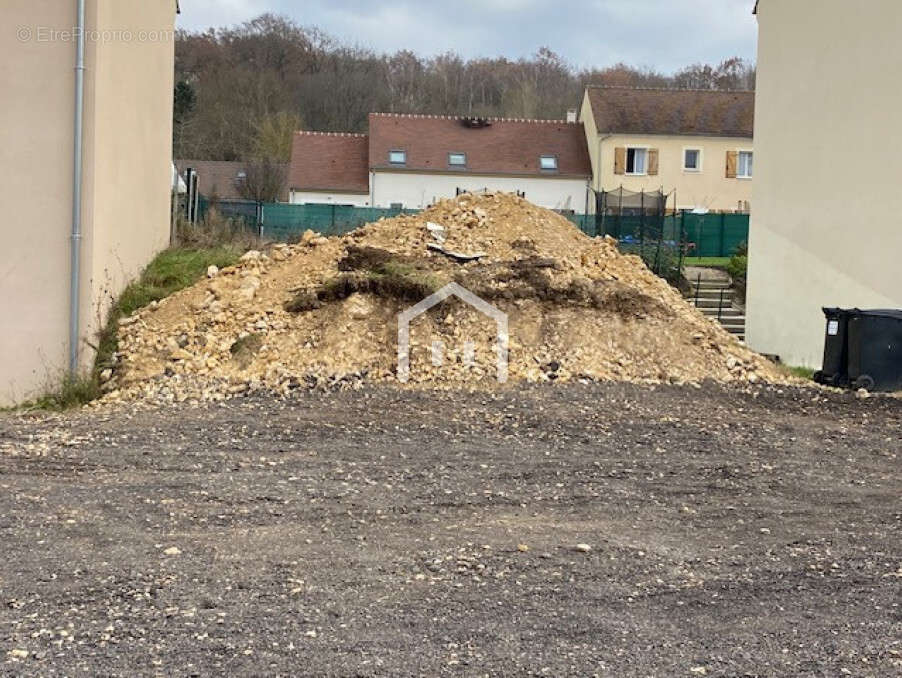 Terrain à BRIGNANCOURT