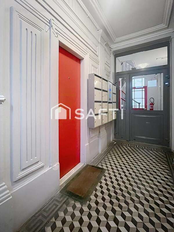 Photo 9 - Appartement à PARIS-18E