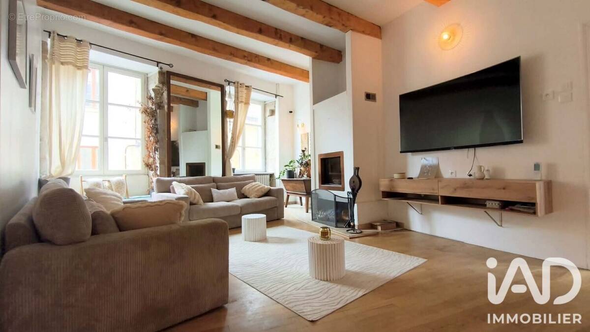 Photo 1 - Appartement à LA TOUR-DU-PIN
