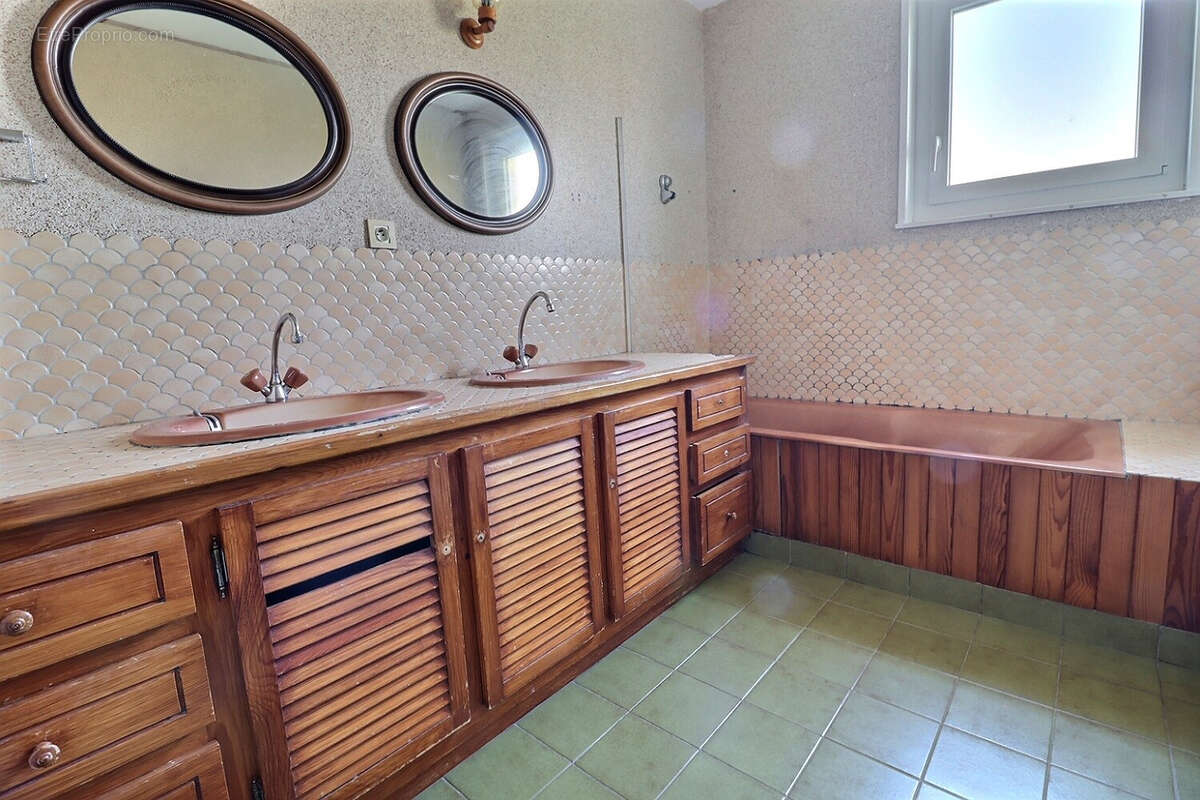PERREUIL, maison sur sous-sol avec terrain - photo 7