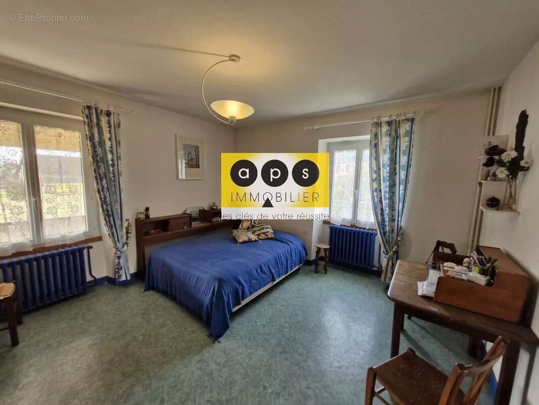 Maison à CHAMPAGNOLE