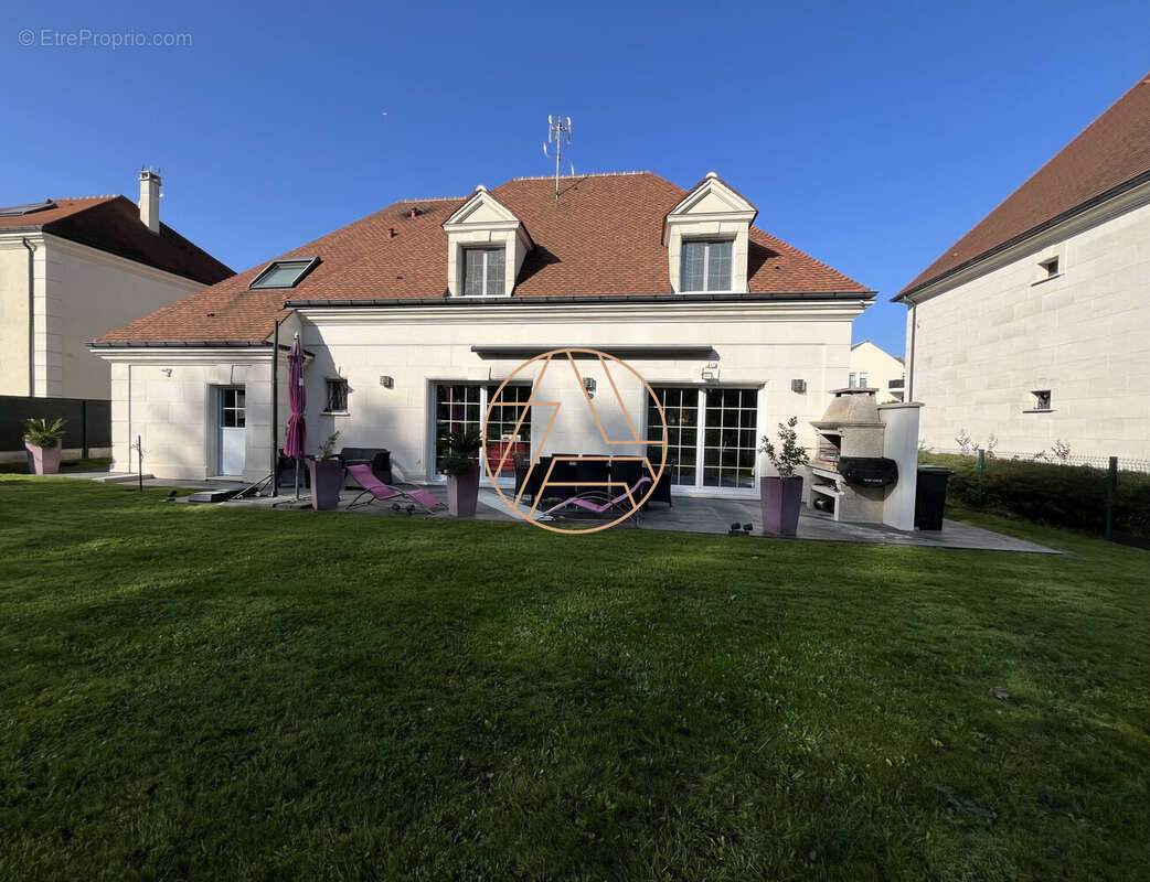 Maison à ORMESSON-SUR-MARNE