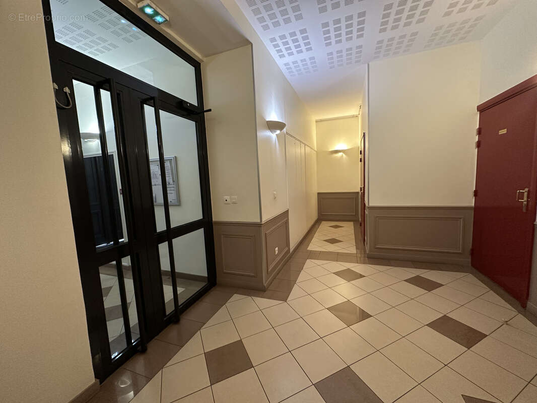 Appartement à SERRIS