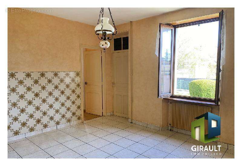 Maison à LUXEUIL-LES-BAINS