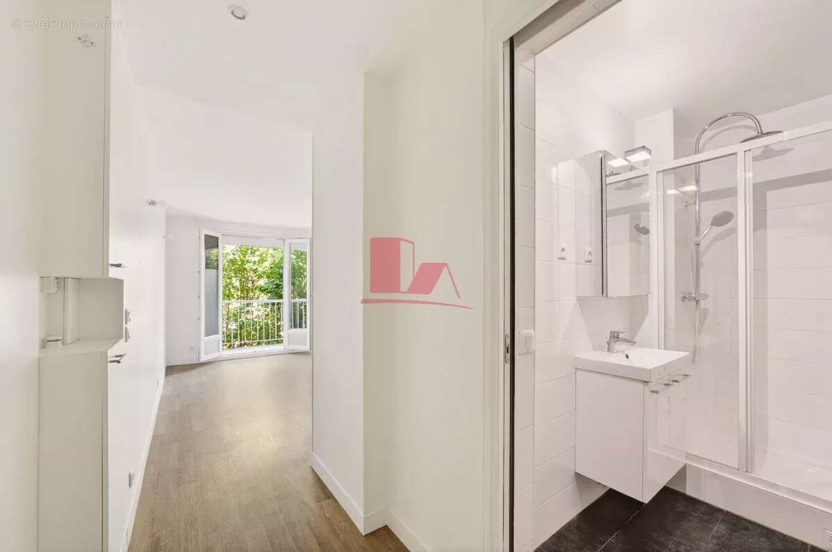 Appartement à ISSY-LES-MOULINEAUX