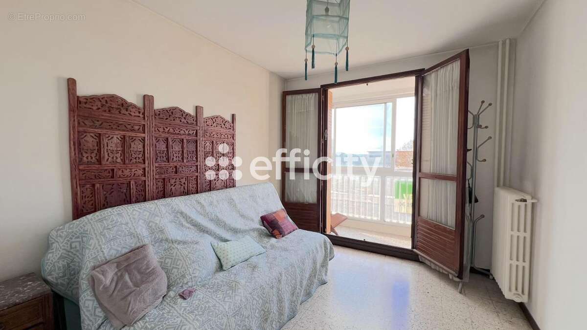 Appartement à MARSEILLE-10E