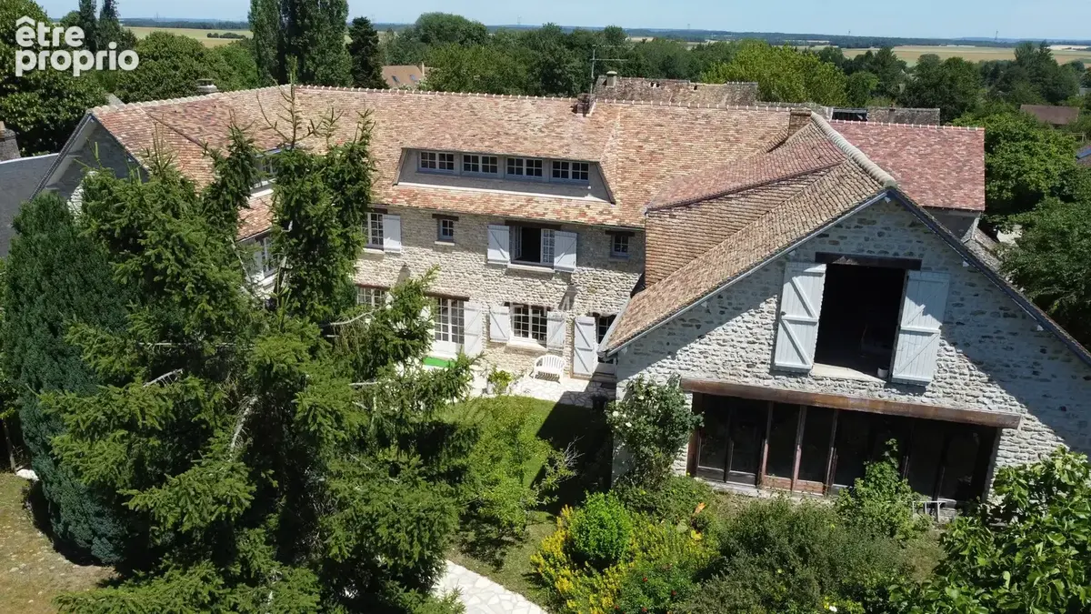 Maison ancienne 274 m2 - photo 1