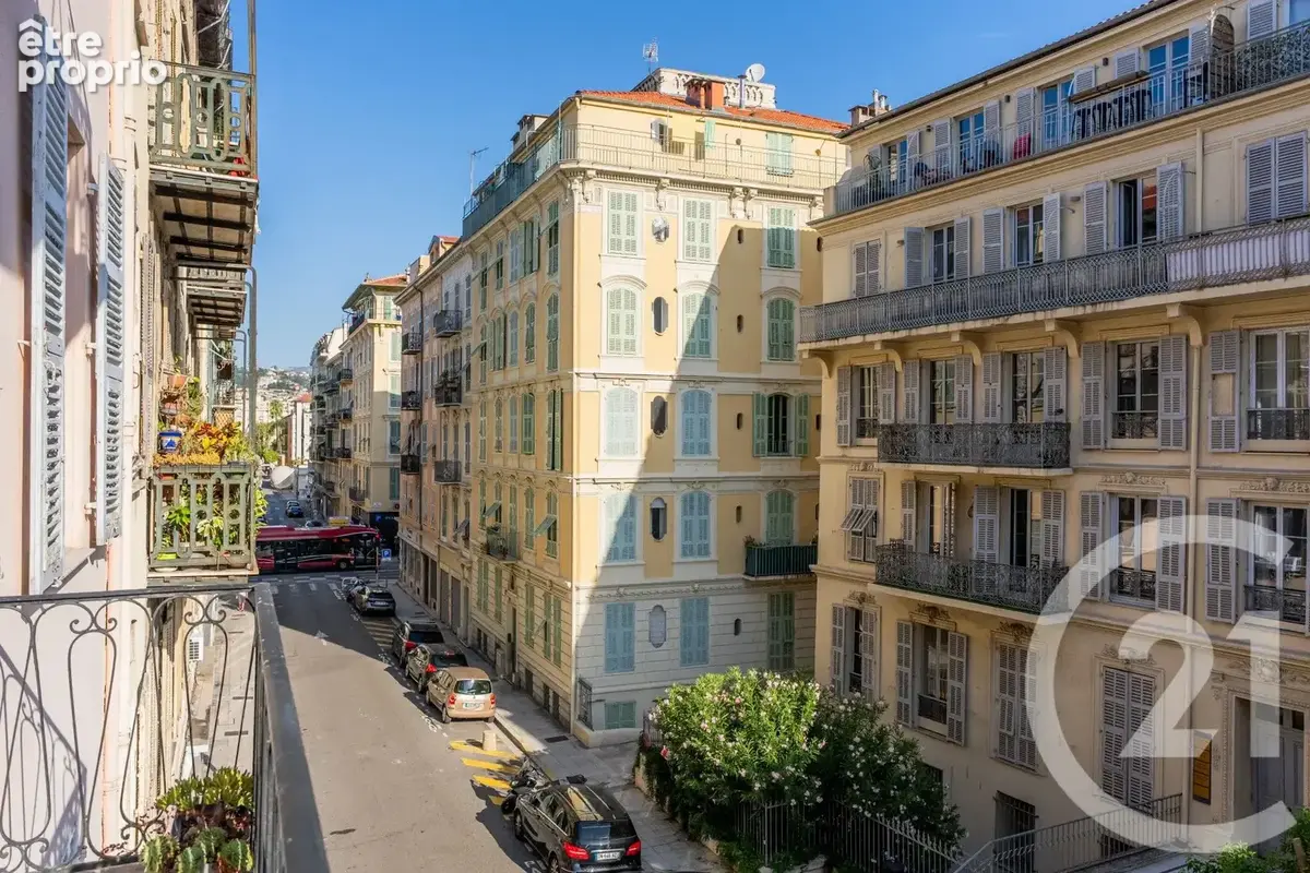 Appartement 68 m² à Nice  - photo 18