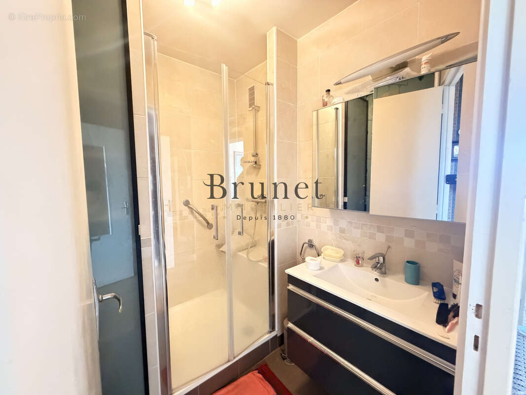 Appartement à SAINT-MAUR-DES-FOSSES