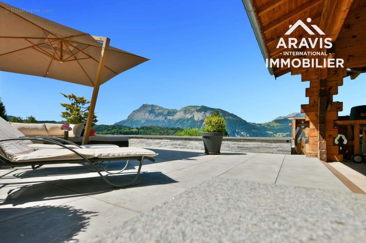 Maison à ARACHES-LA-FRASSE