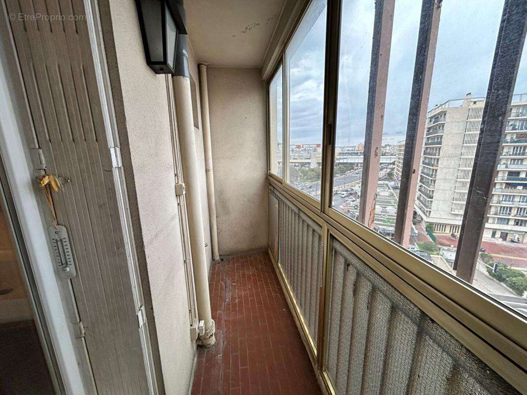 Appartement à MARSEILLE-9E
