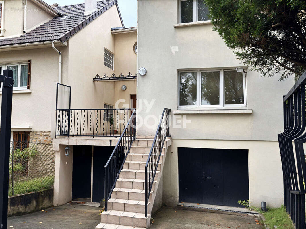 Appartement à CHEVILLY-LARUE