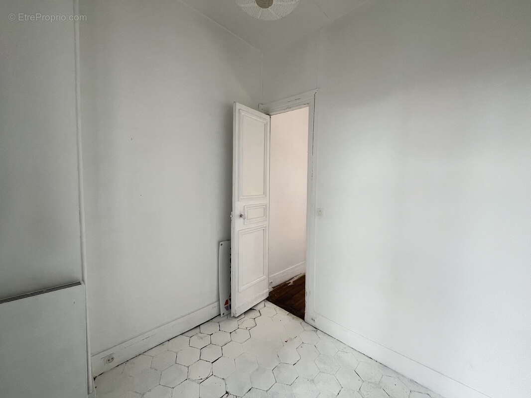 Appartement à PARIS-18E