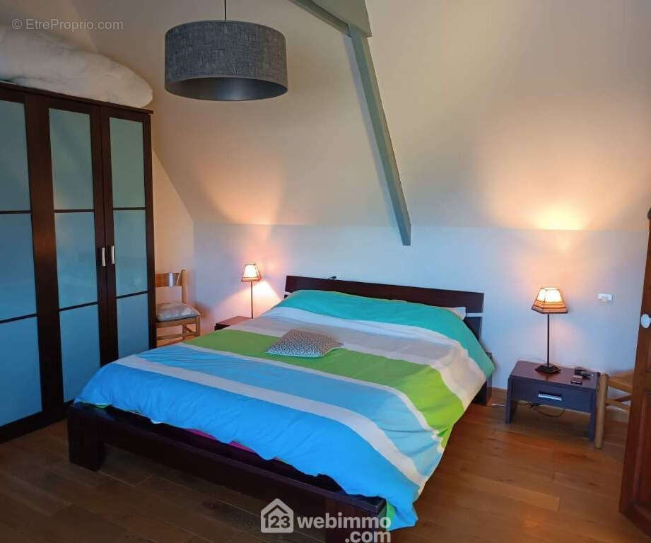 Maison à PLOUGRESCANT