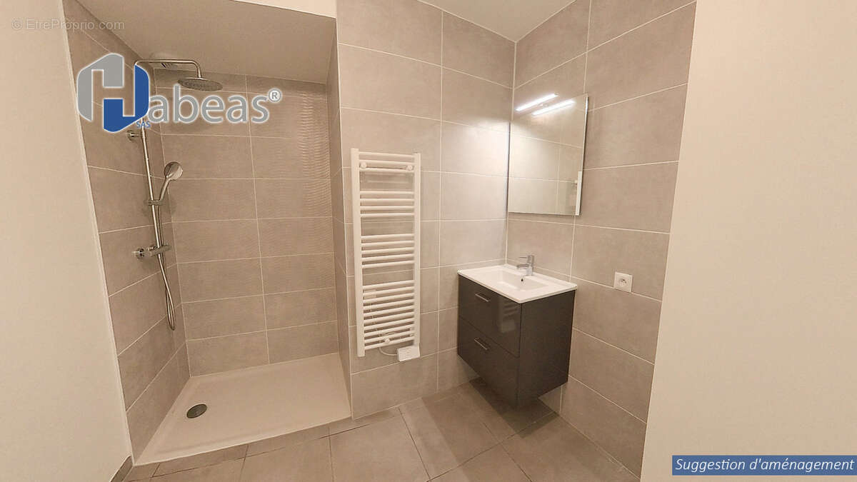 Maison à SAINT-PIERRE-DE-CHANDIEU