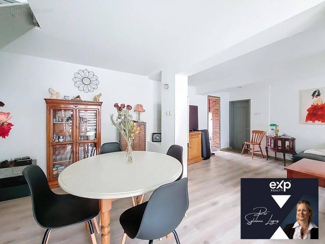 Maison à RIBECOURT-DRESLINCOURT