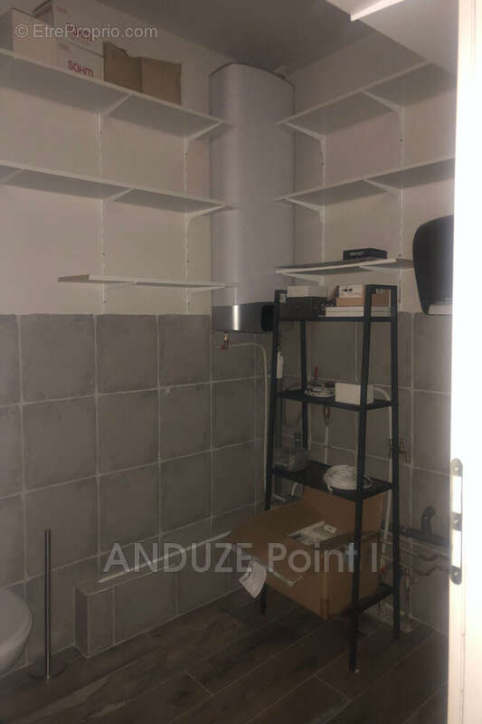 Commerce 240 m² à Massillargues-Attuech  - photo 9