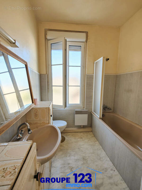 Maison avec local loué à Migennes   Vivez et investissez en un seul lieu - photo 14
