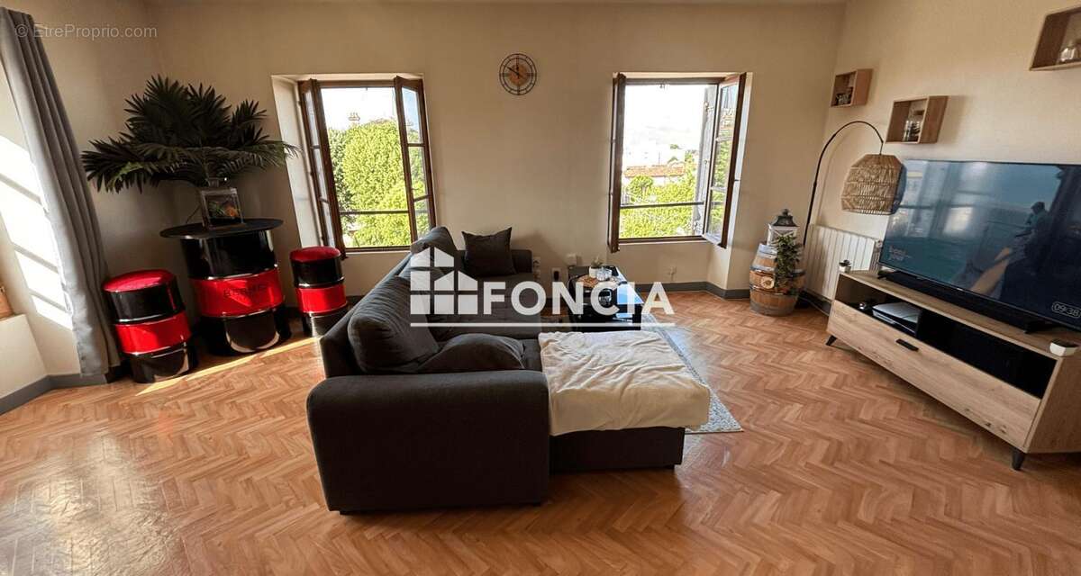 Appartement à COGNAC
