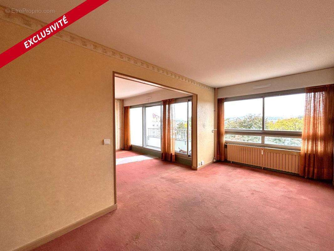 Appartement à SAINT-GRATIEN