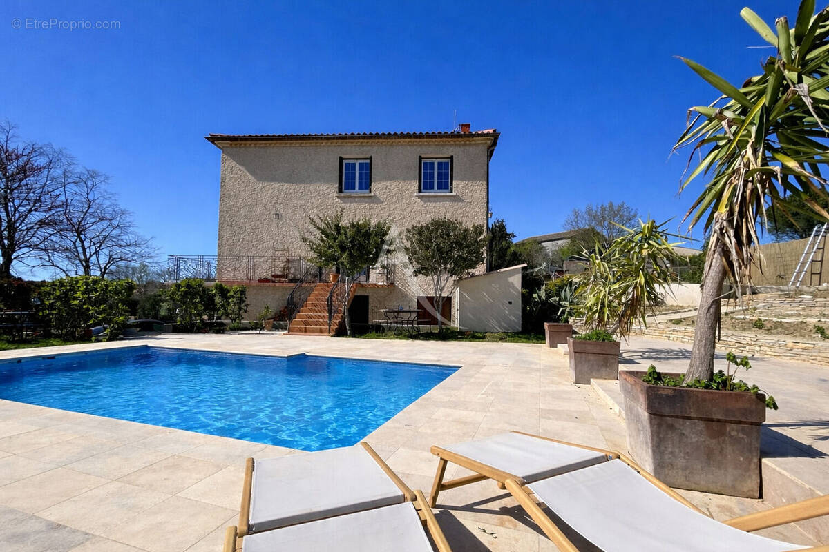 Maison à BAGNOLES