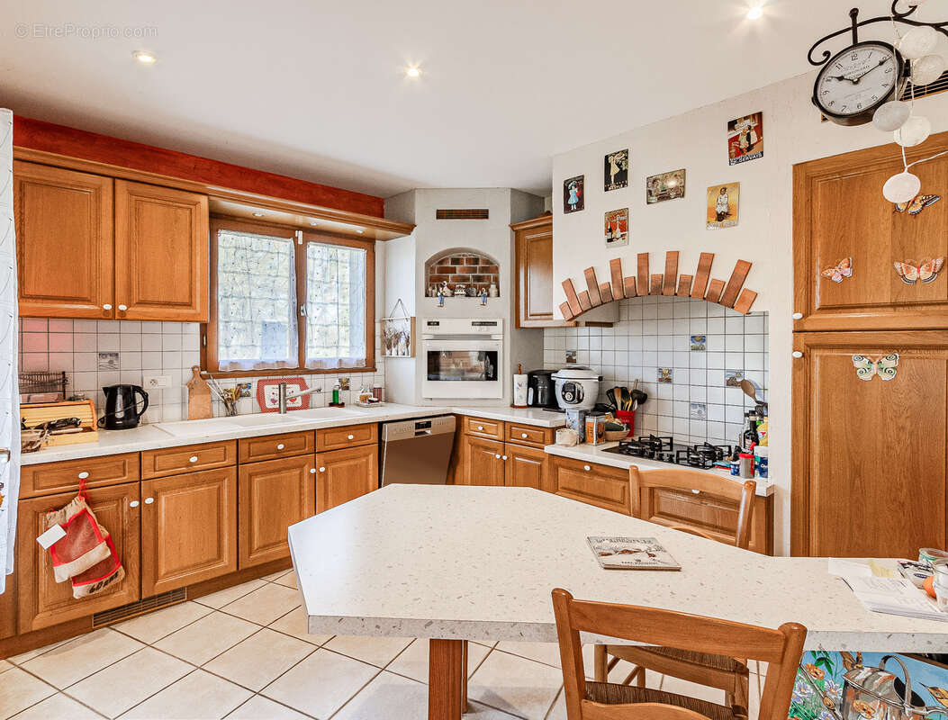 Maison à AMBERIEUX-EN-DOMBES