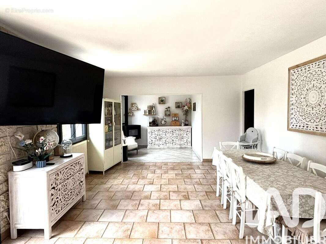 Photo 3 - Maison à SAINT-LEU-D'ESSERENT