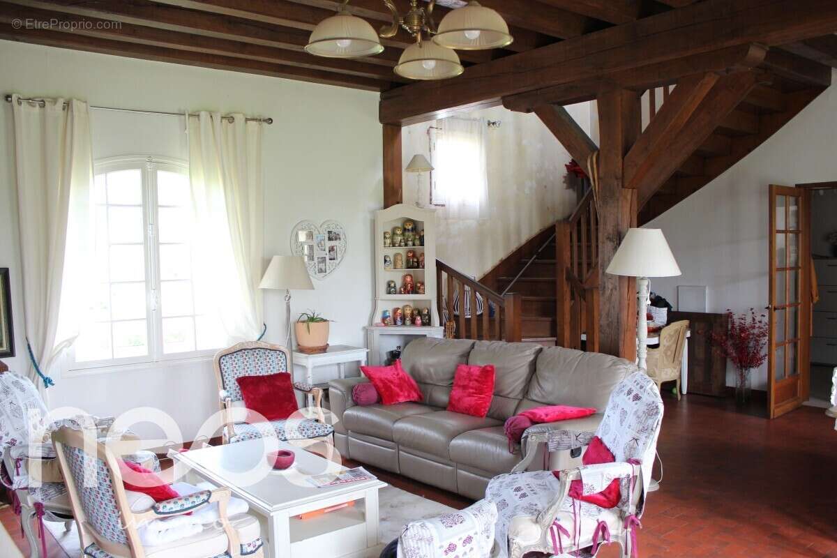 Maison à SAINT-DOULCHARD