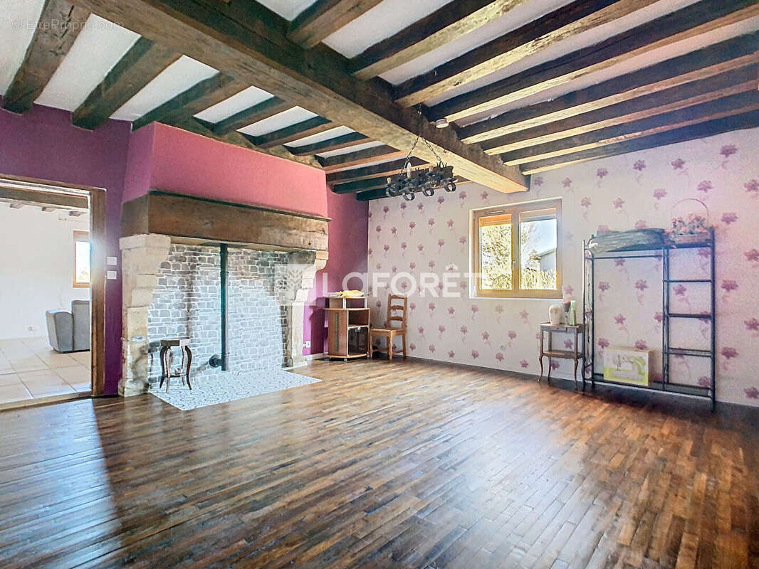 Maison à BELVAL-EN-ARGONNE