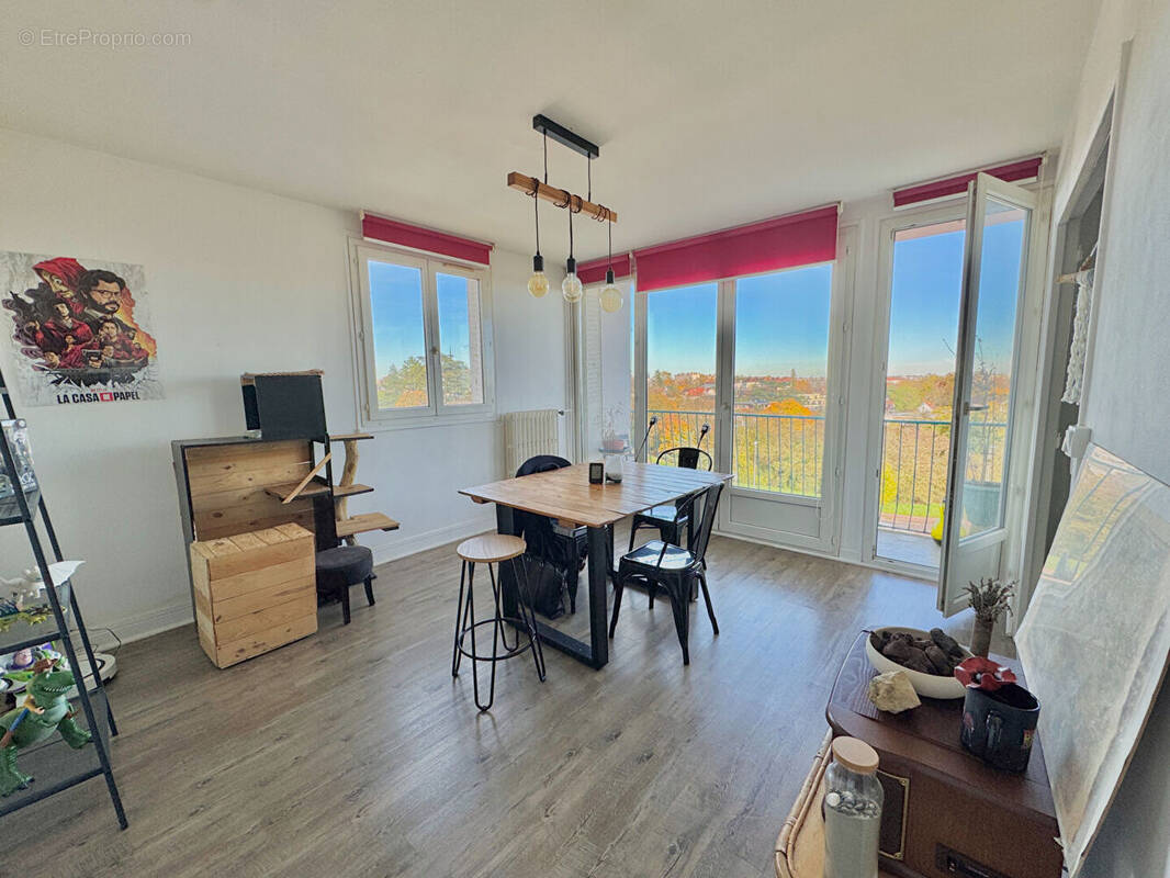 Appartement à TALANT