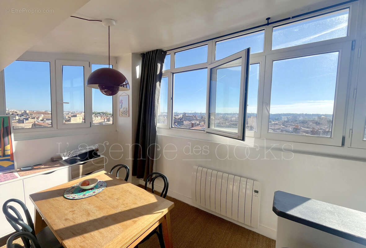 Appartement à BORDEAUX