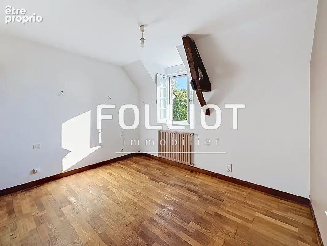 Maison pierre à vendre à Saint-Germain-en-Coglès - 7 pièces, 140 m² + maison louée + dépendances - photo 6
