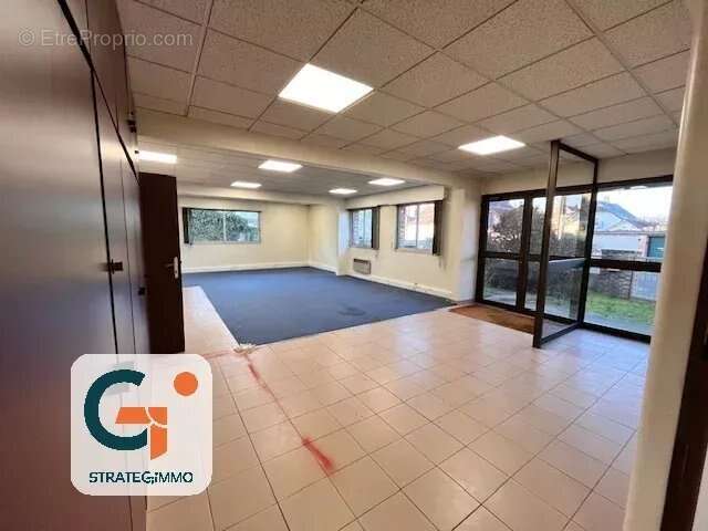 Appartement à SAINT-ETIENNE-DU-ROUVRAY