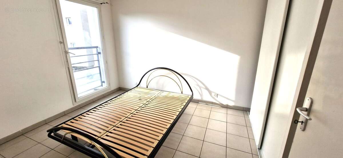 Appartement à MARSEILLE-3E