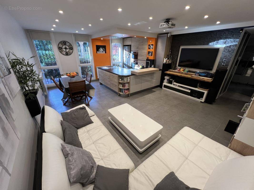 Appartement à PLAN-DE-CUQUES