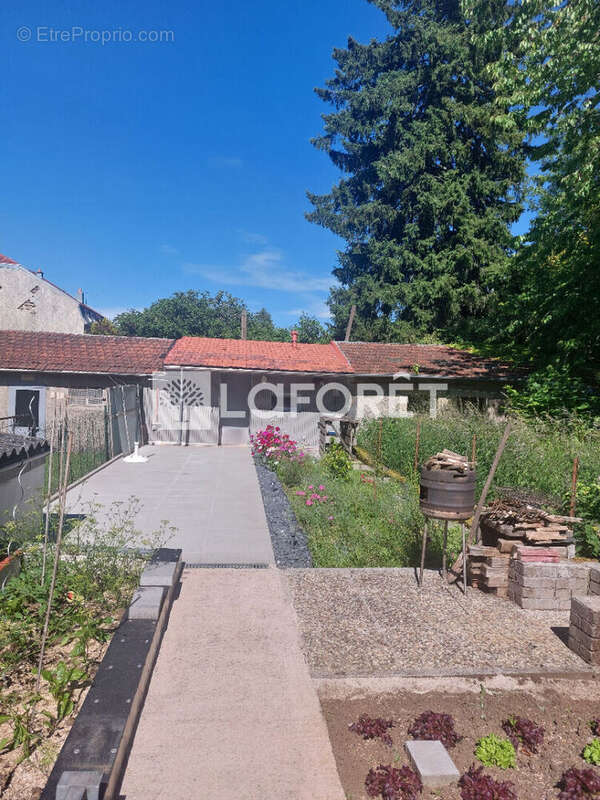 Maison à HUSSIGNY-GODBRANGE