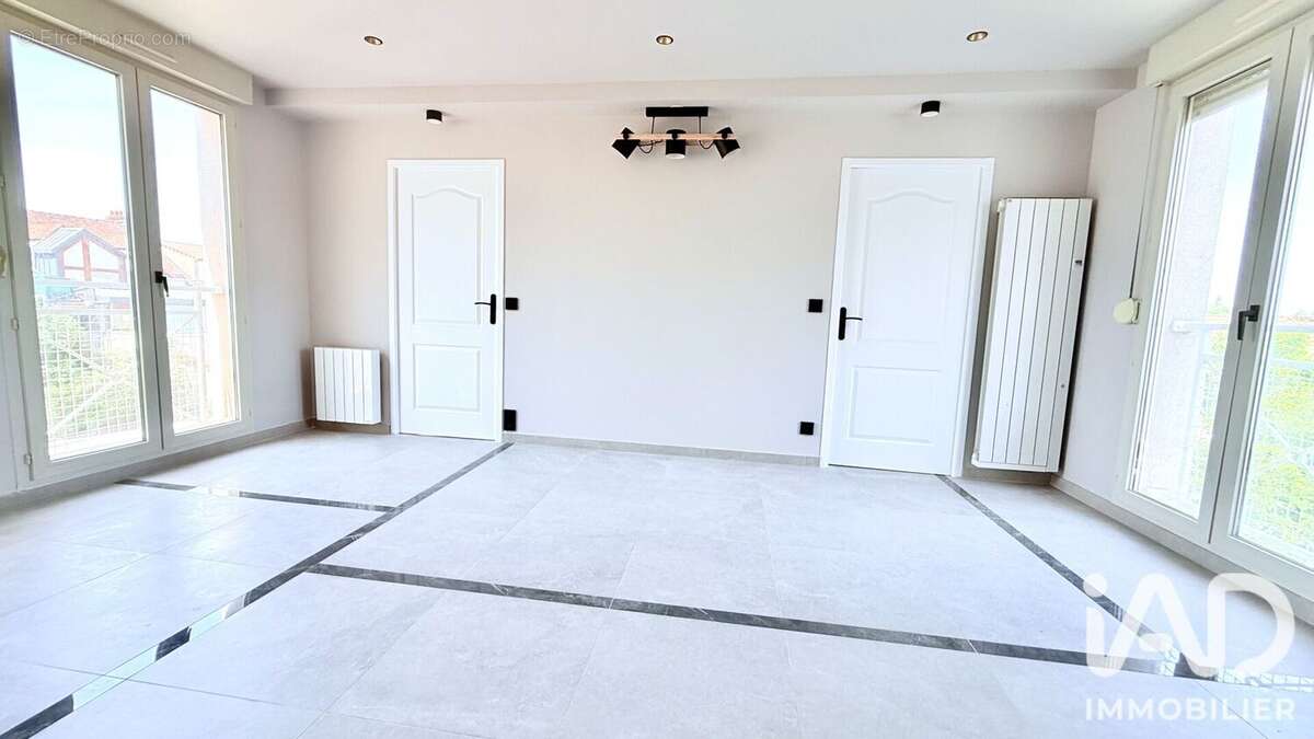 Appartement 62 m² à Saint-Fargeau-Ponthierry  - photo 4