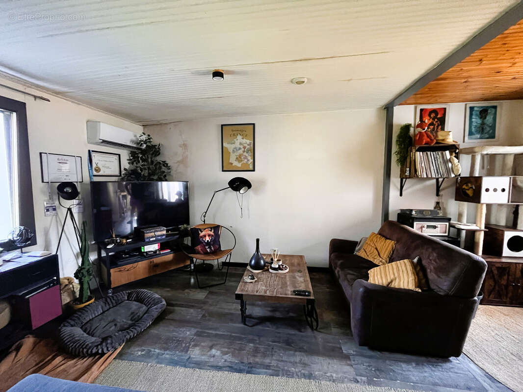 Maison à NIEUL-LE-DOLENT