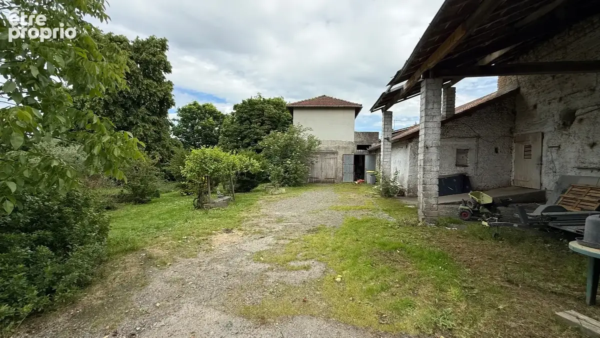 Corps de ferme avec studio rénové et dépendances entre Tarbes et  Rabastens de Bigorre - photo 8
