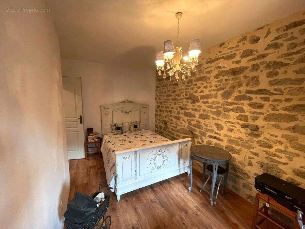 Maison à SAINT-RAMBERT-EN-BUGEY